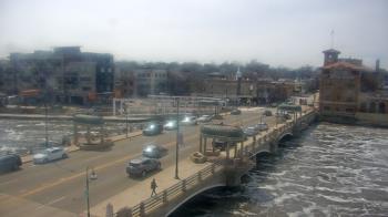 Weather camera view of City of St Charles.