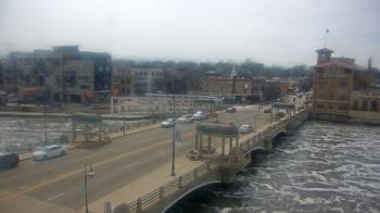 Weather camera view of City of St Charles.