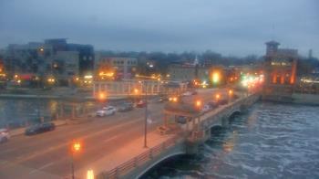 Weather camera view of City of St Charles.