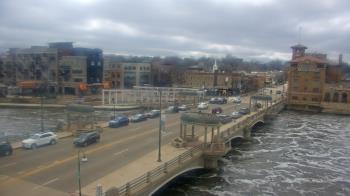 Weather camera view of City of St Charles.