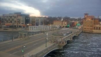 Weather camera view of City of St Charles.