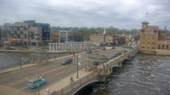 Weather camera view of City of St Charles.