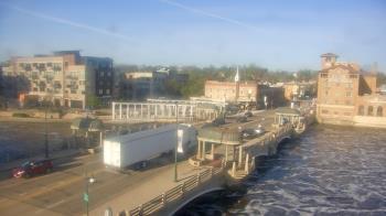 Weather camera view of City of St Charles.