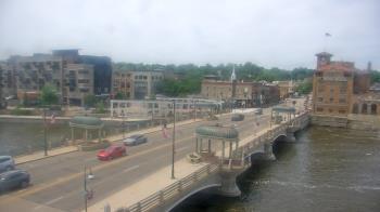Weather camera view of City of St Charles.