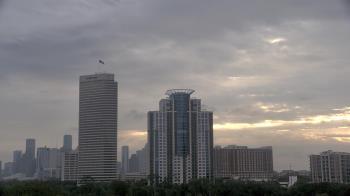 Weather camera view of St Thomas High School.