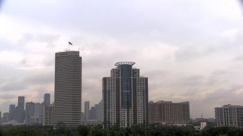 Weather camera view of St Thomas High School.