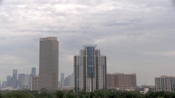 Weather camera view of St Thomas High School.