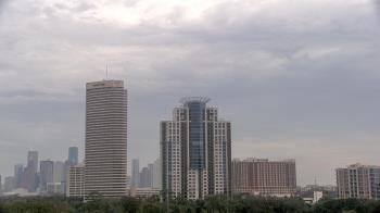 Weather camera view of St Thomas High School.