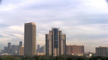 Weather camera view of St Thomas High School.