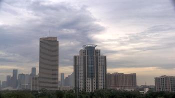 Weather camera view of St Thomas High School.