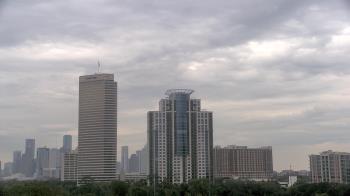 Weather camera view of St Thomas High School.