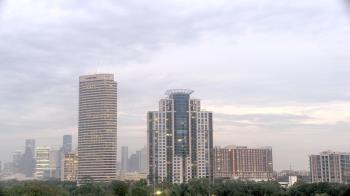 Weather camera view of St Thomas High School.