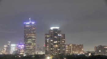 Weather camera view of St Thomas High School.