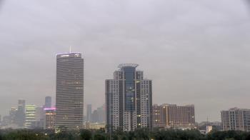 Weather camera view of St Thomas High School.