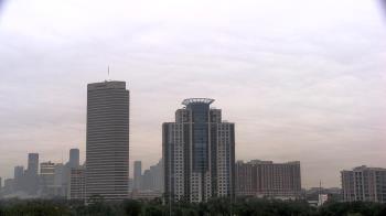 Weather camera view of St Thomas High School.