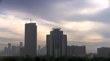 Weather camera view of St Thomas High School.