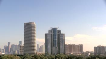 Weather camera view of St Thomas High School.