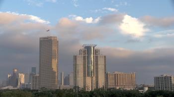 Weather camera view of St Thomas High School.