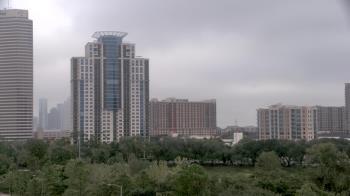 Weather camera view of St Thomas High School.