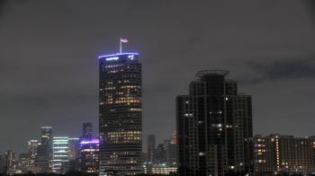 Weather camera view of St Thomas High School.