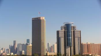 Weather camera view of St Thomas High School.