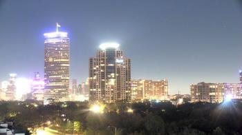 Weather camera view of St Thomas High School.