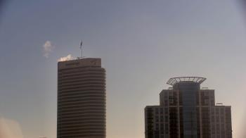 Weather camera view of St Thomas High School.