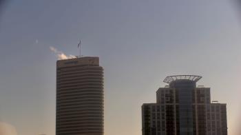 Weather camera view of St Thomas High School.