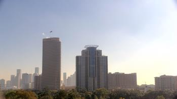 Weather camera view of St Thomas High School.