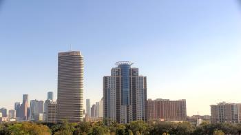 Weather camera view of St Thomas High School.