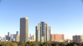 Weather camera view of St Thomas High School.