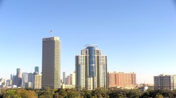 Weather camera view of St Thomas High School.