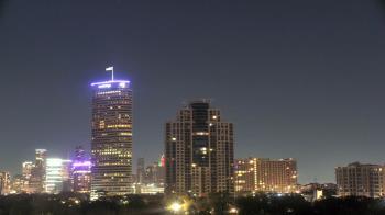 Weather camera view of St Thomas High School.