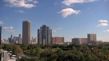 Weather camera view of St Thomas High School.