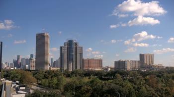 Weather camera view of St Thomas High School.