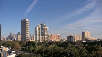 Weather camera view of St Thomas High School.