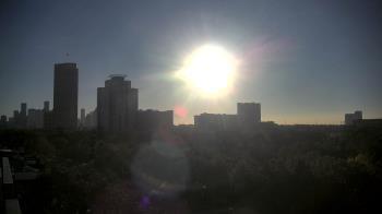 Weather camera view of St Thomas High School.