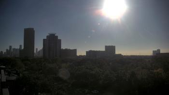 Weather camera view of St Thomas High School.