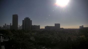 Weather camera view of St Thomas High School.