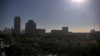 Weather camera view of St Thomas High School.