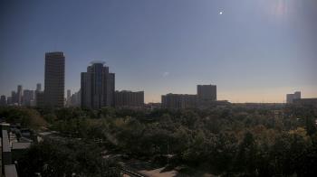 Weather camera view of St Thomas High School.