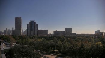 Weather camera view of St Thomas High School.
