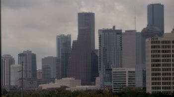 Weather camera view of St Thomas High School.