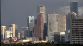 Weather camera view of St Thomas High School.