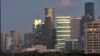 Weather camera view of St Thomas High School.