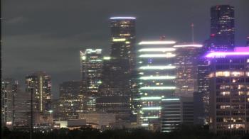 Weather camera view of St Thomas High School.