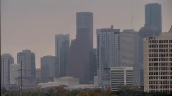 Weather camera view of St Thomas High School.