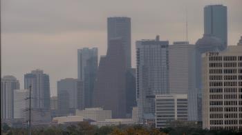 Weather camera view of St Thomas High School.