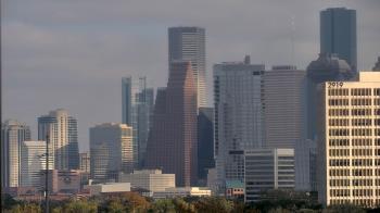 Weather camera view of St Thomas High School.