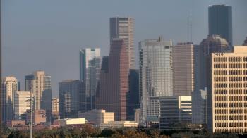 Weather camera view of St Thomas High School.